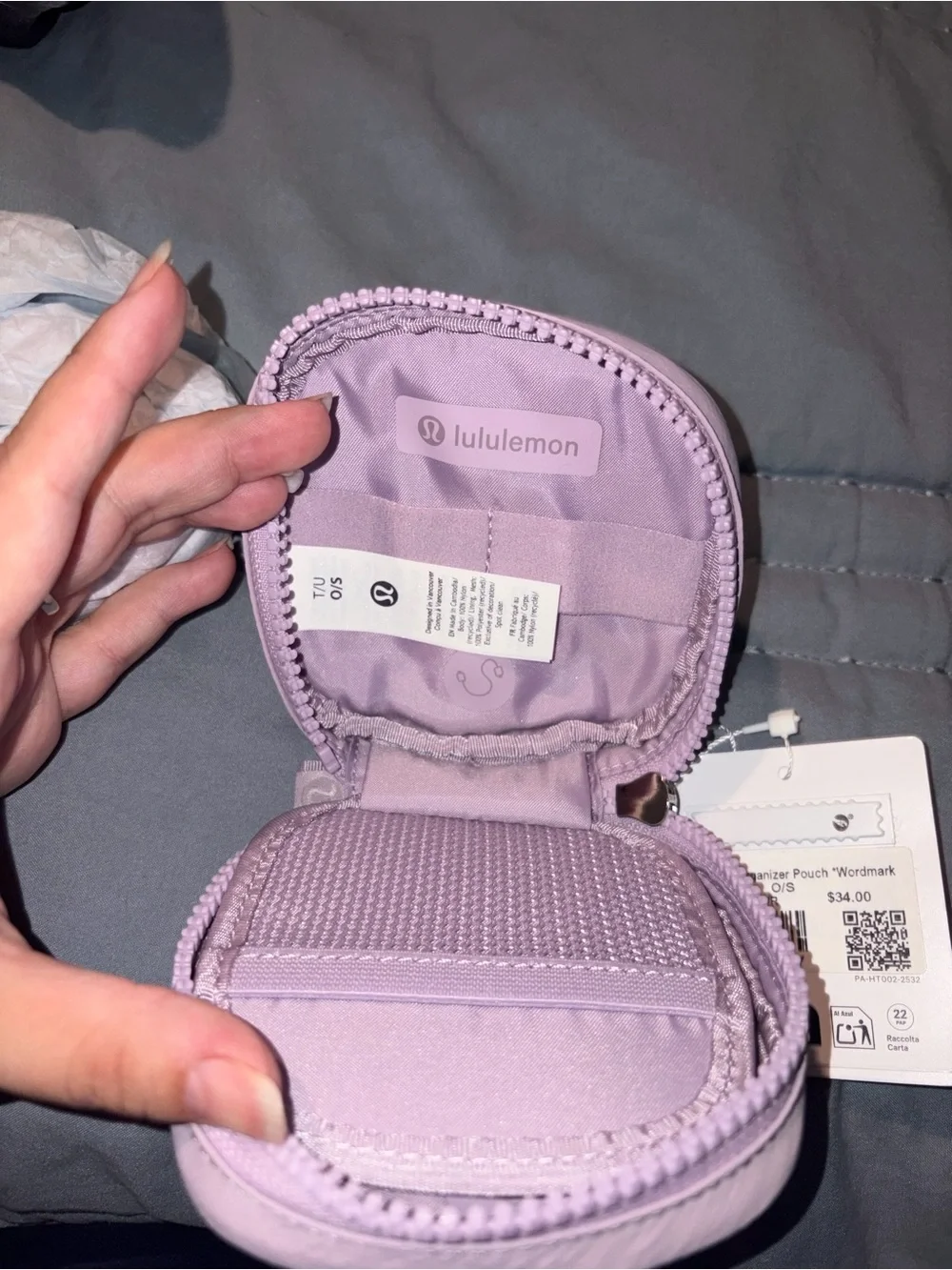 lululemon athletica small zippered